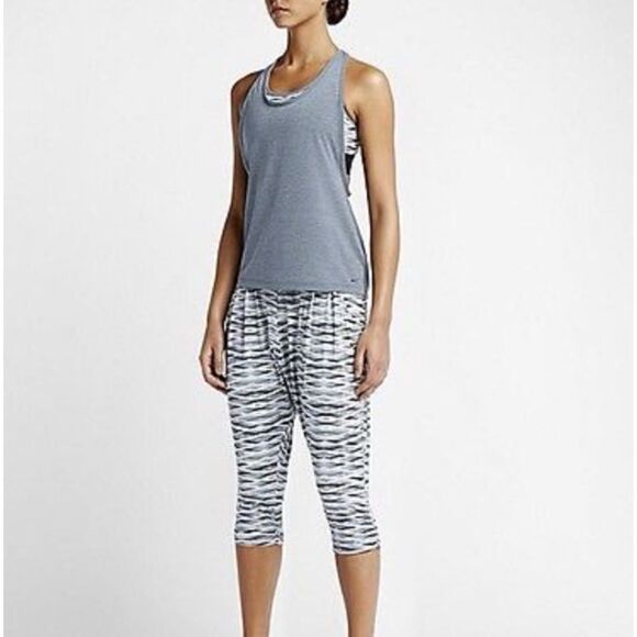 Nike Dri Fit S Inside Loose Printed Training Tank - Picture 8 of 8